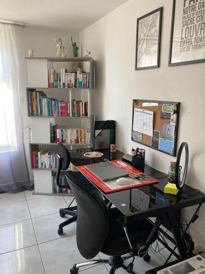 Angelina Bed & Breakfast Chabris Bagian luar foto