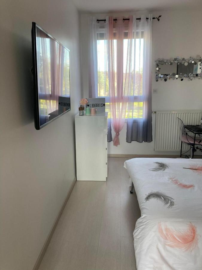Angelina Bed & Breakfast Chabris Bagian luar foto
